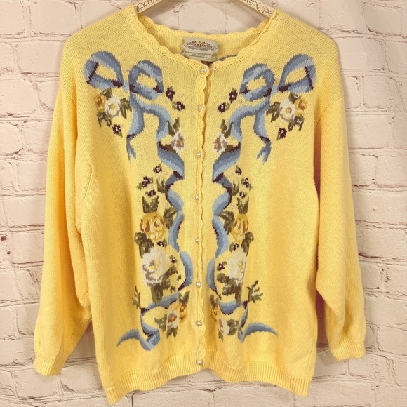 Susan Bristol Sweaters - Vintage Susan Bristol Yellow Floral Knit Cardigan Sweater Cottagecore girlie